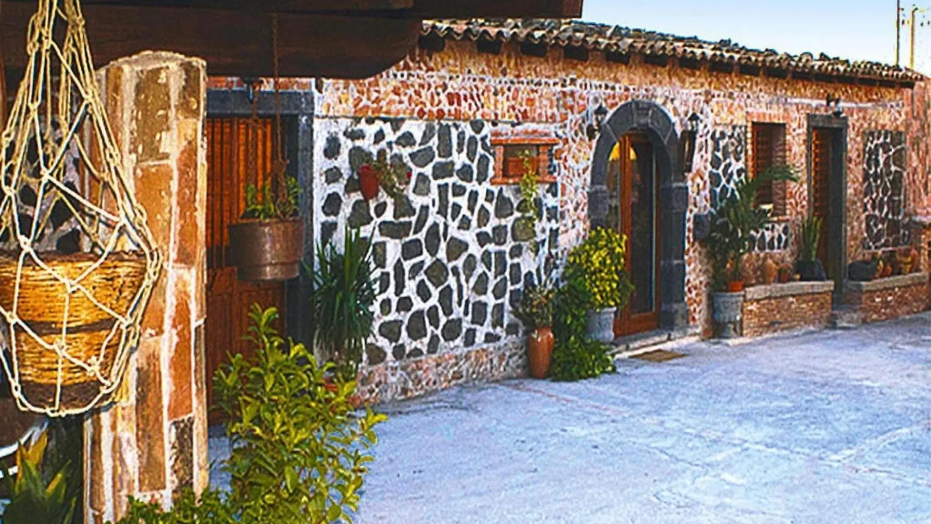 Villa Jelu With Pool In Castiglione Di Sicilia Prázdninový dům