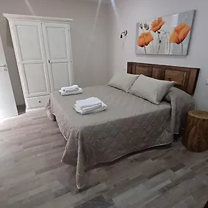 Le Vie Del Borgo Bed & Breakfast