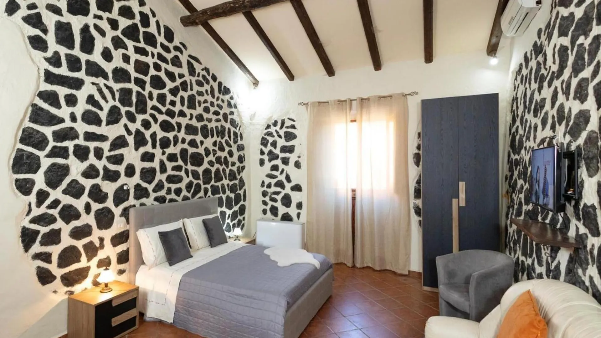 Holiday home Villa Jelu With Pool In Castiglione Di Sicilia Italy
